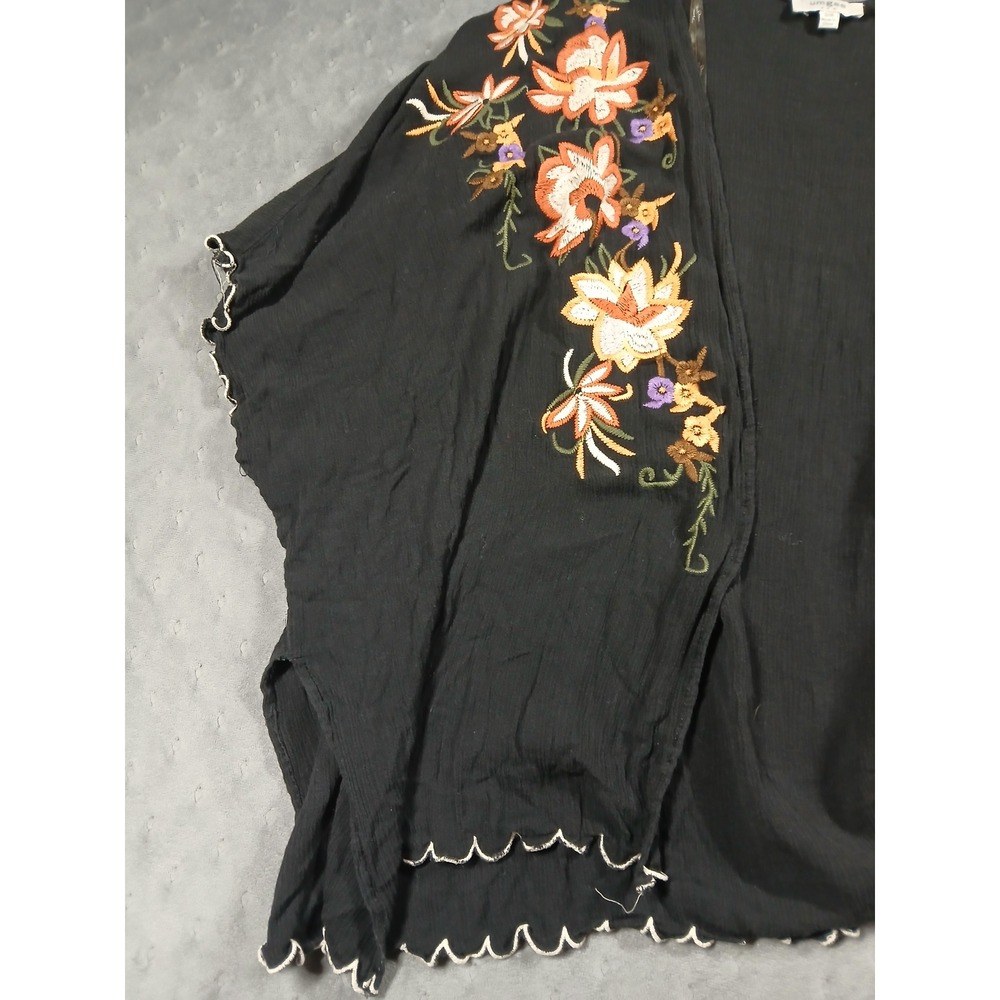 Umgee Black Floral Kimono S/M Cottage Fairy Core. Festival Fashion. Lagenlook - Picture 3 of 4